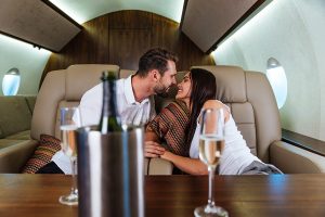 Con Custom Jet ya puedes alquilar aviones para tus viajes.